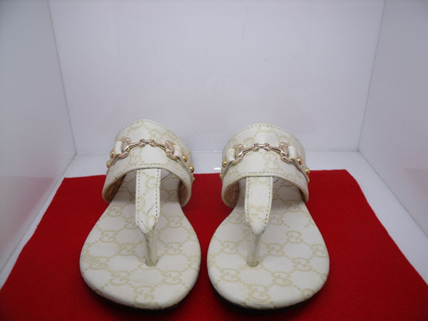 2017 Guci slippers woman 35-42-051